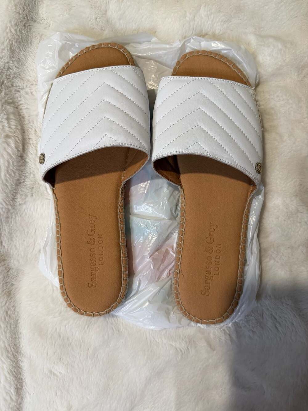 Sargasso & Grey London White Quilted Espadrille Slide Sandals
